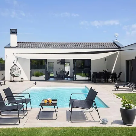 Villa Frola *